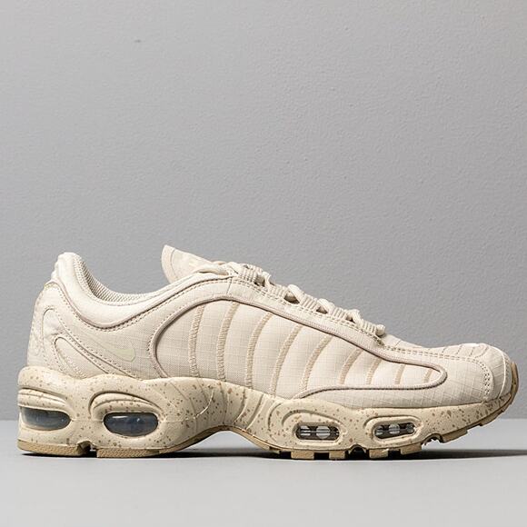 NIKE AIR MAX Tailwind IV SP Sandtrap Linen Bamboo Volt Sz US 9